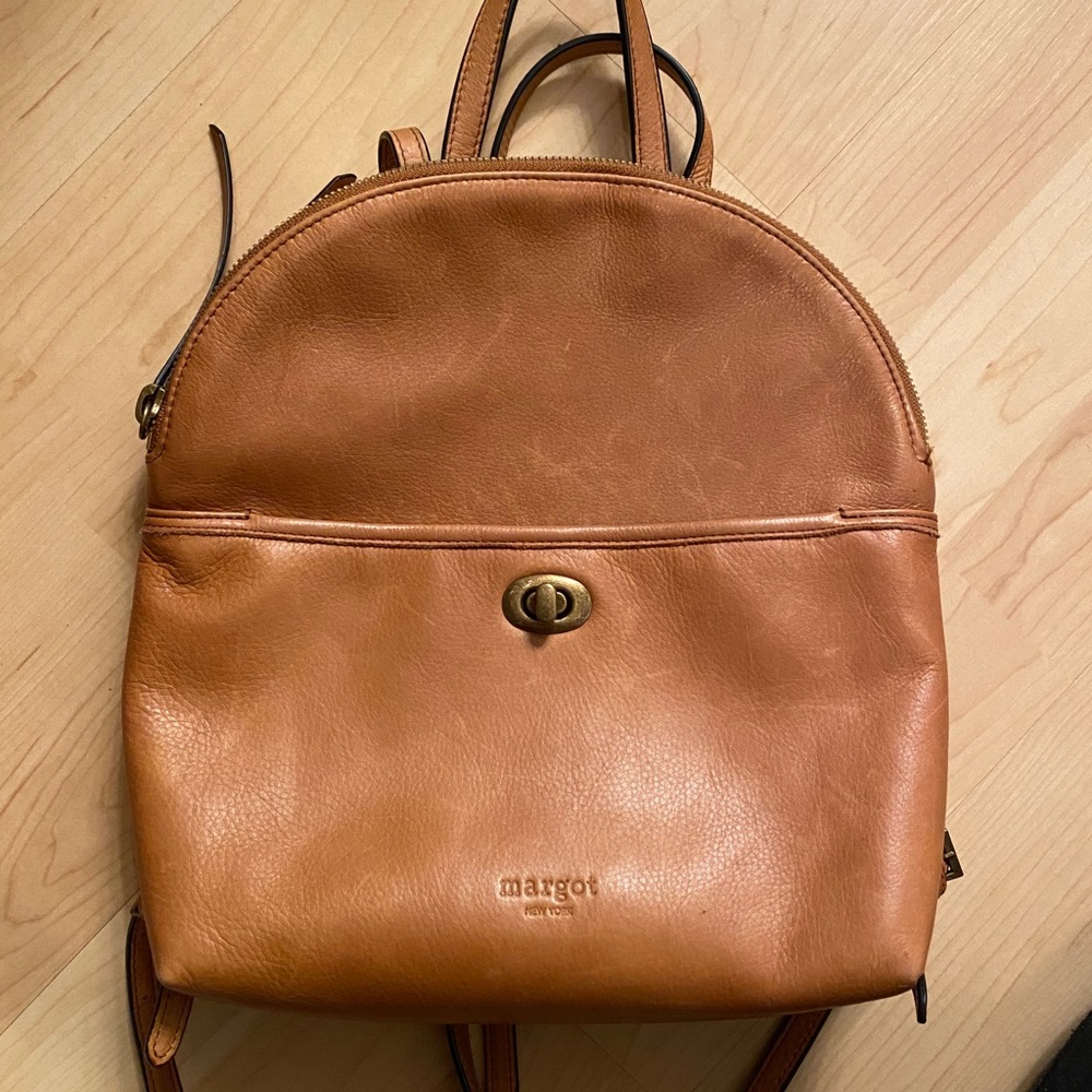 Margot New York backpack in tan